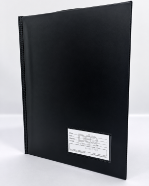Pasta Catálogo A4 Executiva com visor e bolsa interna com 50 envelopes médios e 4 parafusos de metal (Ref. 496)